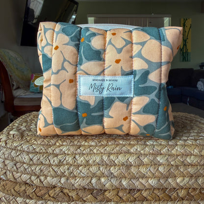 Retro Camo Blooms Pouch