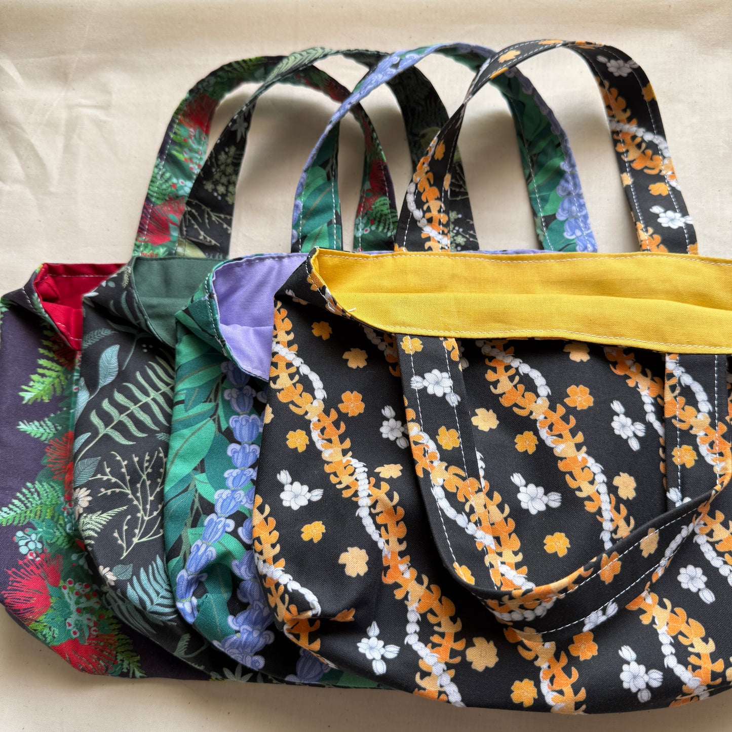 Teeny Tote - Hawaiian Print