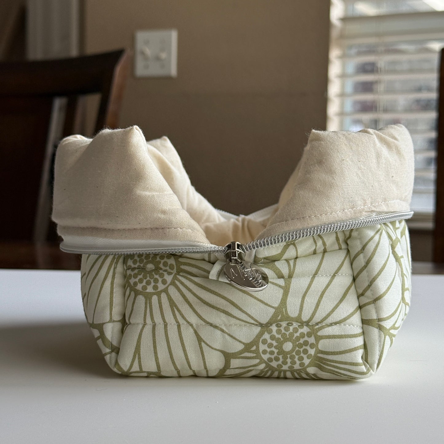 Pua Kala Pouch Pistachio - Large