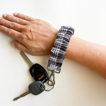 Black Palaka (Woven) Scrunchie Wristlet