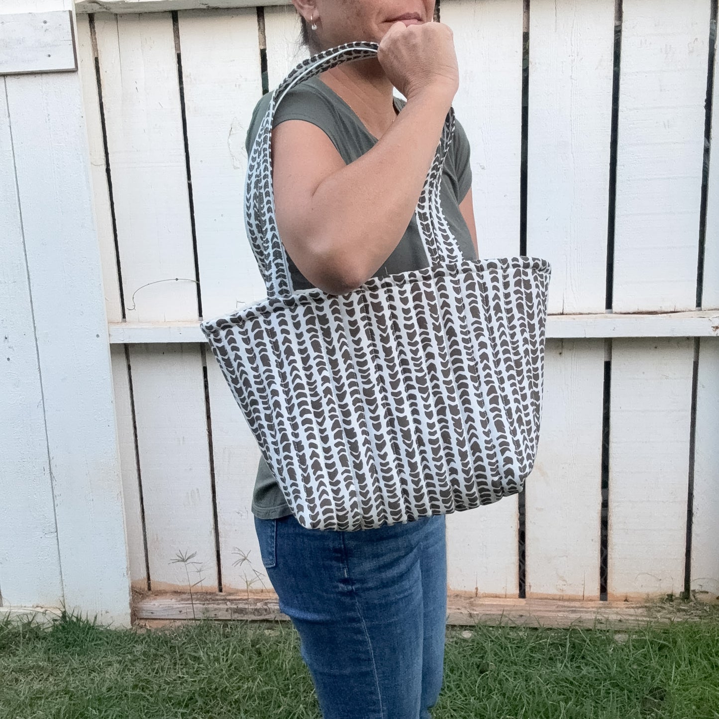 PRE-ORDER Midi Tote Bag - Hebrew (Brown)