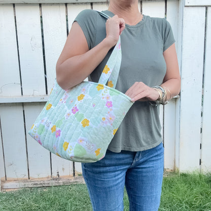 PRE-ORDER Midi Tote Bag - Gardenia