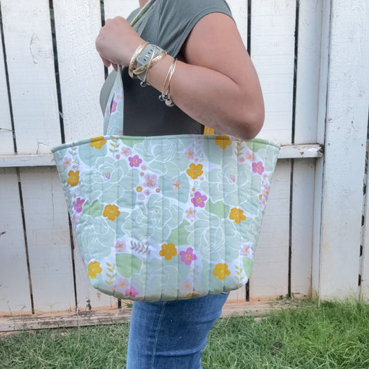 Gardenia Midi Tote Bag