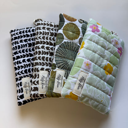 Gardenia Phone Clutch